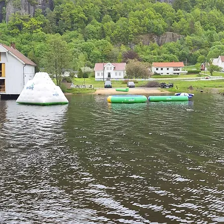 Elvehavn - I Sjobod - Feda *