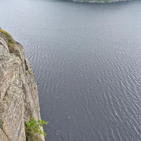 Elvehavn - I Sjobod - Feda