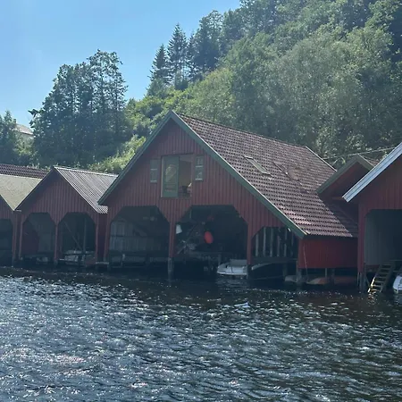 Elvehavn - I Sjobod - Feda Kvinesdal