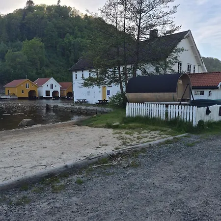 Elvehavn - I Sjobod - Feda